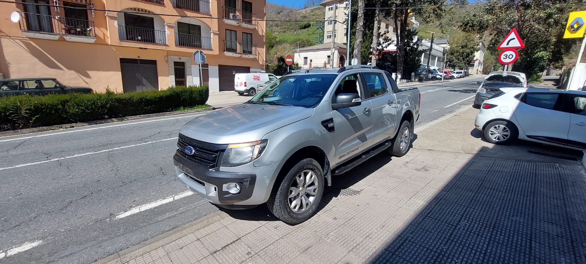 Ford Ranger 3.2 tdci 200cv foto 3